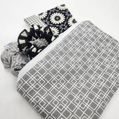 Zipper Pouch